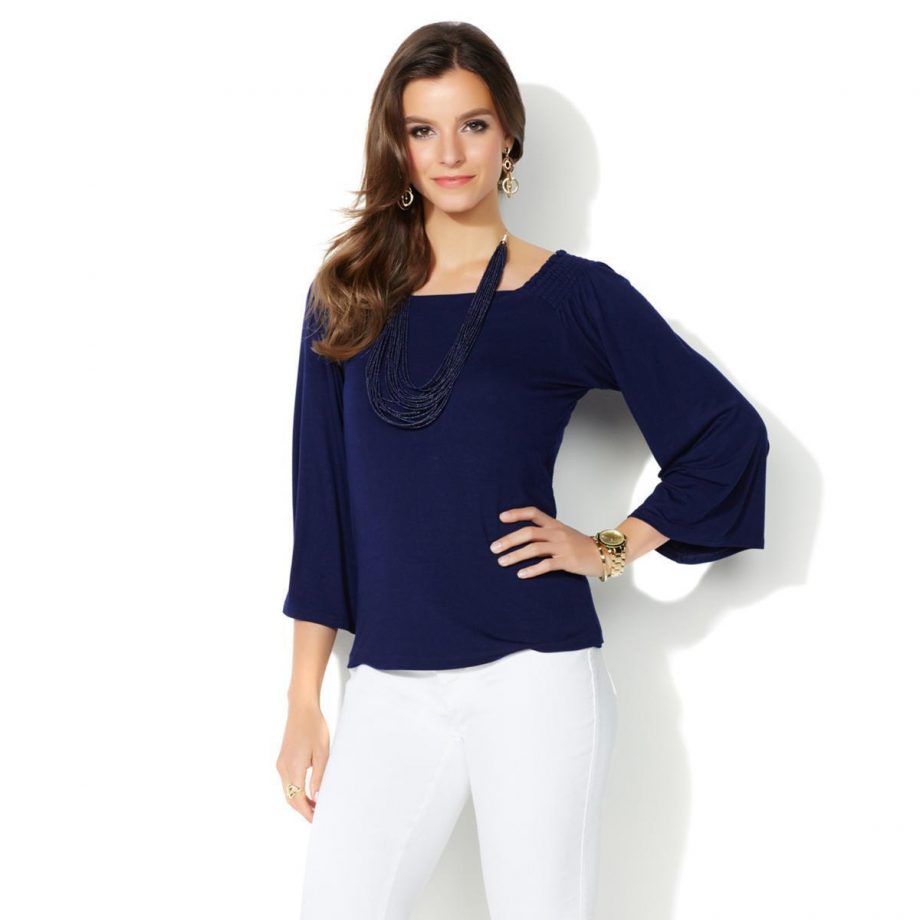 IMAN Size M Luxury Resort Top and Necklace RASPBERRY