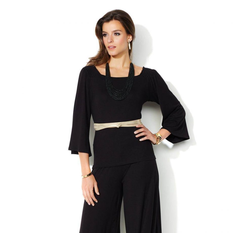 IMAN Size M Luxury Resort Top and Necklace RASPBERRY